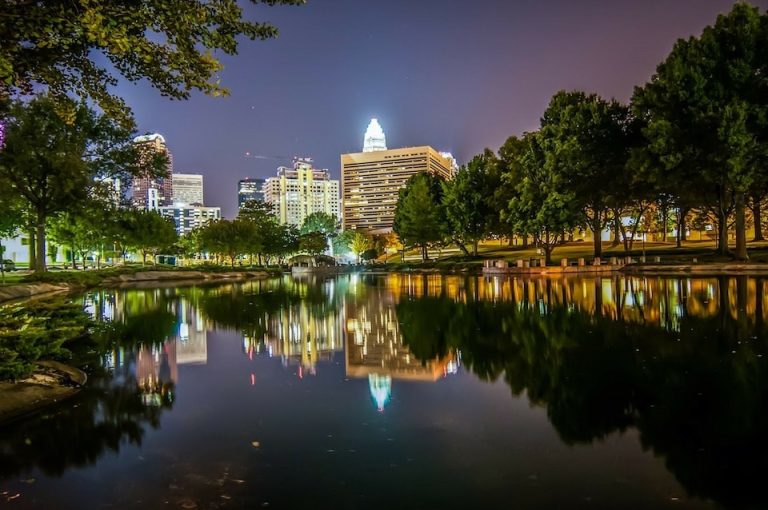 Flights from Cancun, Mexico to Charlotte, USA from only $233 roundtrip