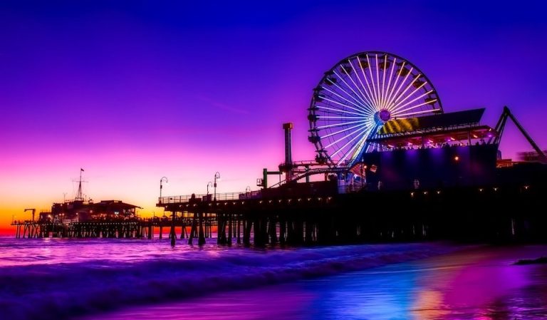 Direct Flights from New York, USA to Los Angeles, USA from only $224 roundtrip