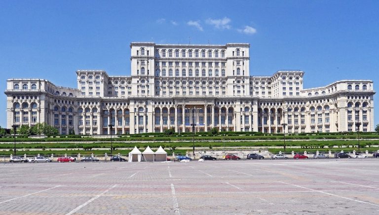 Flights from Chicago, USA to Bucharest, Romania from only $453 roundtrip