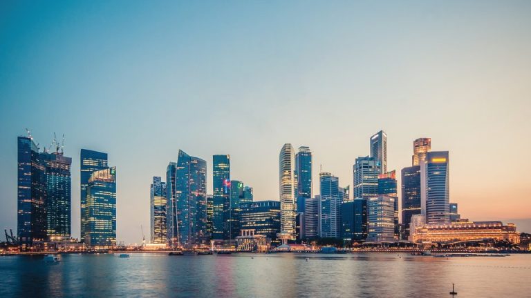 Flights from New York, USA to Singapore from only $450 roundtrip