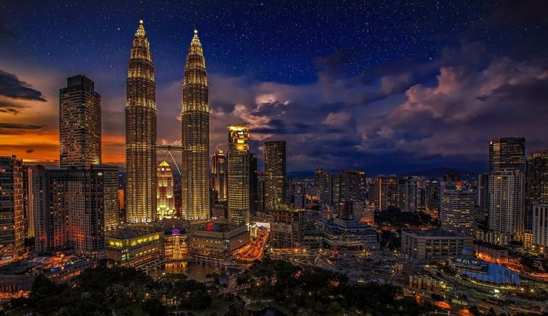 Flights from Sydney, Australia to Kuala Lumpur, Malaysia from only AUD 287 roundtrip