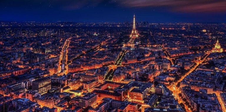 Flights from Melbourne, Australia to Paris, France from only AUD 978 roundtrip