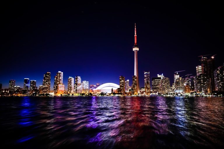 Flights from Lisbon, Portugal to Toronto, Canada from only €414 roundtrip