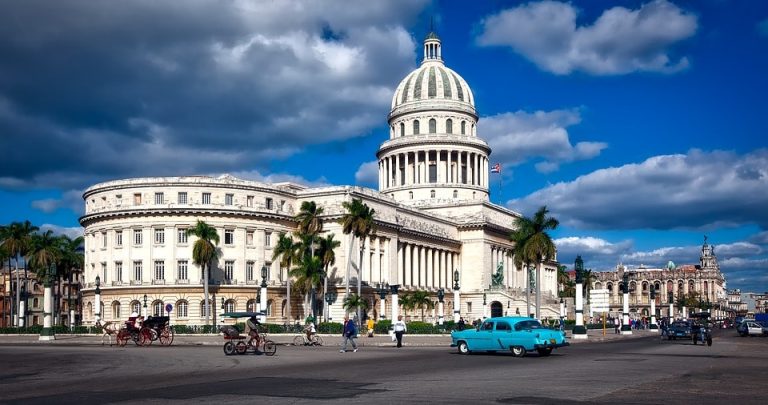 Flights from Vancouver, Canada to Havana, Cuba from only CAD 552 roundtrip