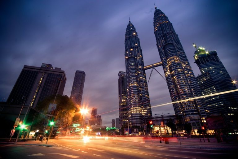 Flights from New York, USA to Kuala Lumpur, Malaysia from only $305 roundtrip
