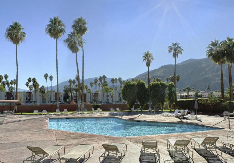 Flights from Toronto, Canada to Palm Springs, USA from only CAD 248 roundtrip
