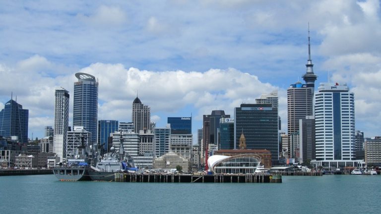 Flights from London, UK to Auckland, New Zealand from only £860 roundtrip
