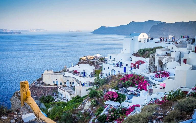 Flights from Milan, Italy to the Greek island of Santorini from only €242 roundtrip