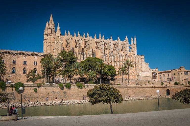 Flights from Brussels, Belgium to Palma de Mallorca, Spain from only €120 roundtrip
