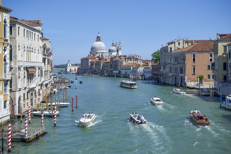 Direct Flights from Frankfurt, Germany to Venice, Italy from only €50 roundtrip