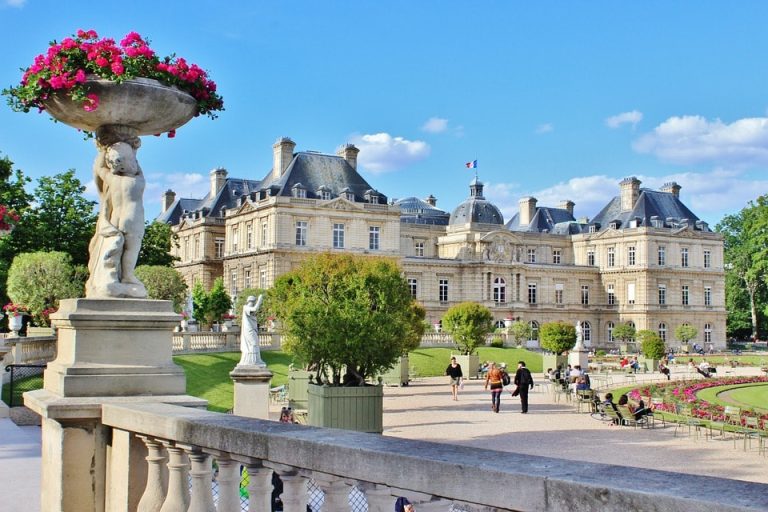 Flights from San Francisco, USA to Paris, France from only $412 roundtrip
