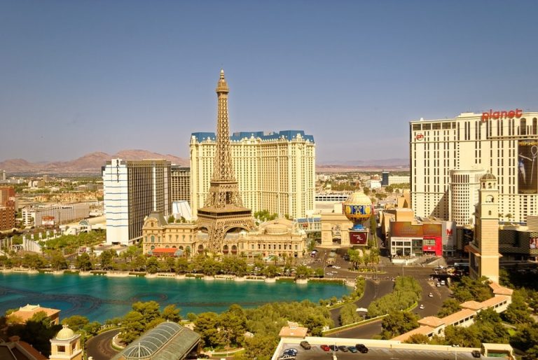 Flights from Vancouver, Canada to Las Vegas, USA from only CAD 262 roundtrip